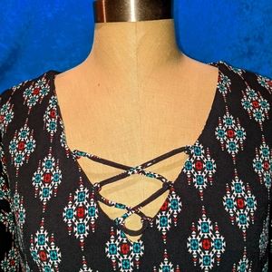 3/4 sleeve print tunic with cross cross v-neck